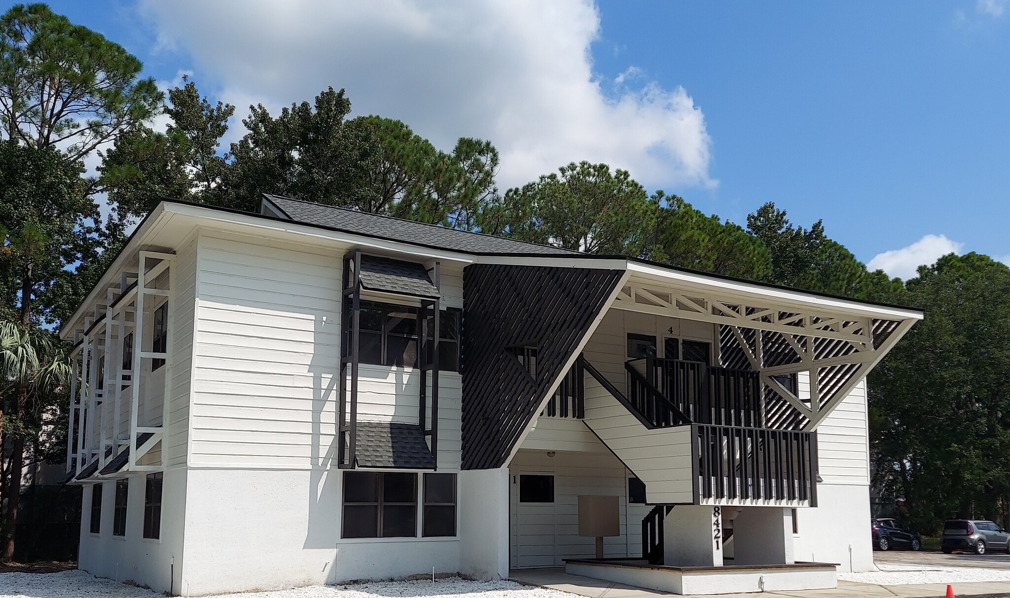 8421 Baymeadows Way, Jacksonville, FL for lease Primary Photo- Image 1 of 17