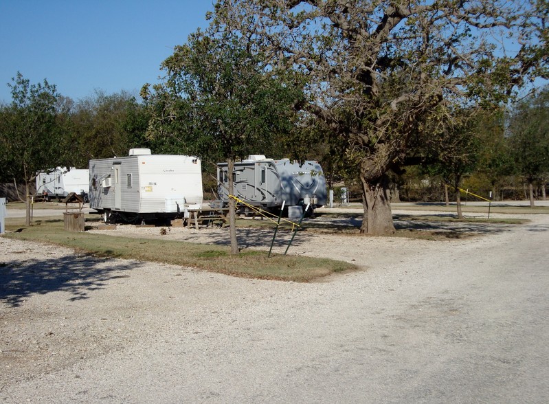 5784 US Highway 90A E, Gonzales, TX à vendre - Photo principale - Image 1 de 1