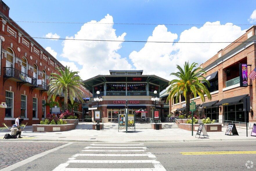 1600 E 8th Ave, Tampa, FL à louer - Photo du bâtiment - Image 2 de 53