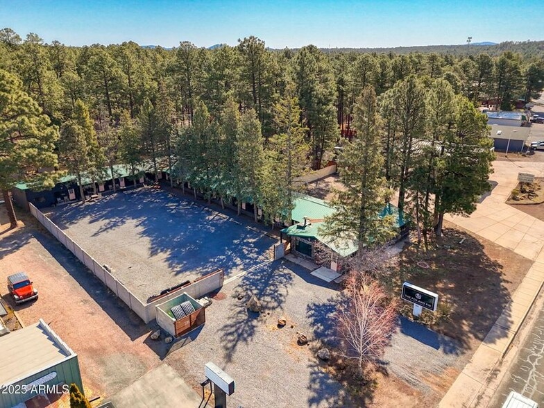 858 E White Mountain Blvd, Pinetop, AZ for sale - Building Photo - Image 2 of 18