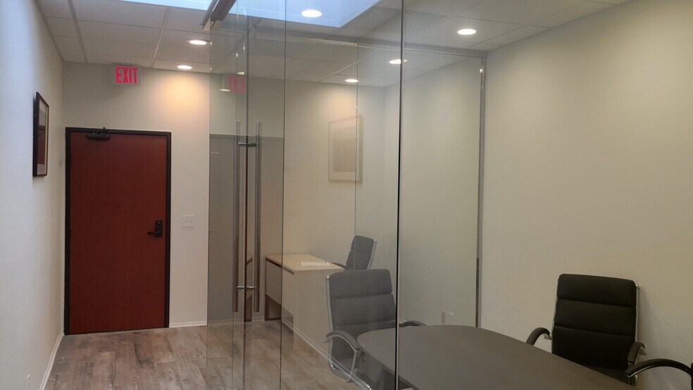 3333 S Brea Canyon Rd, Diamond Bar, CA à louer - Photo du bâtiment - Image 2 de 5