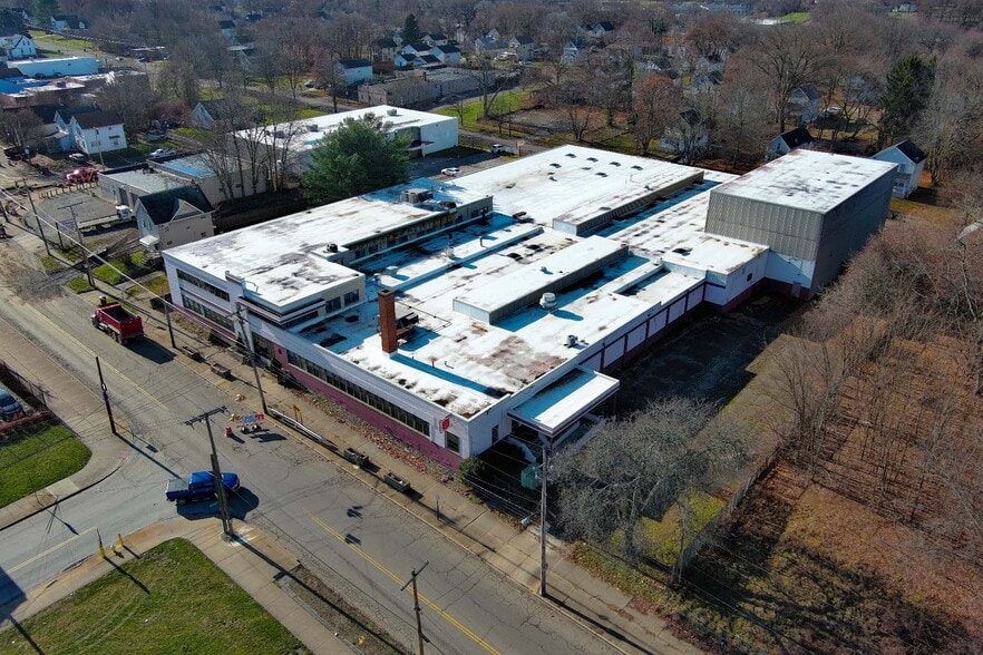 1018 Grant St, Akron, OH for sale - Aerial - Image 2 of 8