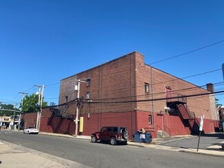 Plus de détails pour 430 Plandome Rd, Manhasset, NY - Commerce de détail à vendre