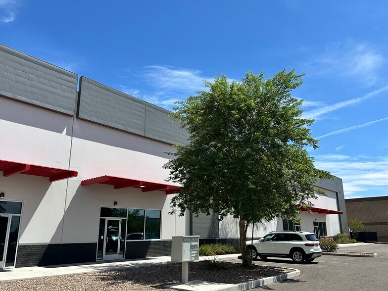 1715 N Rosemont, Mesa, AZ à louer - Photo du bâtiment - Image 2 de 17