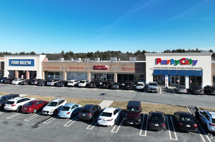 Daniel Webster Hwy & Danf Rd, Nashua, NH for lease - Primary Photo - Image 1 of 12