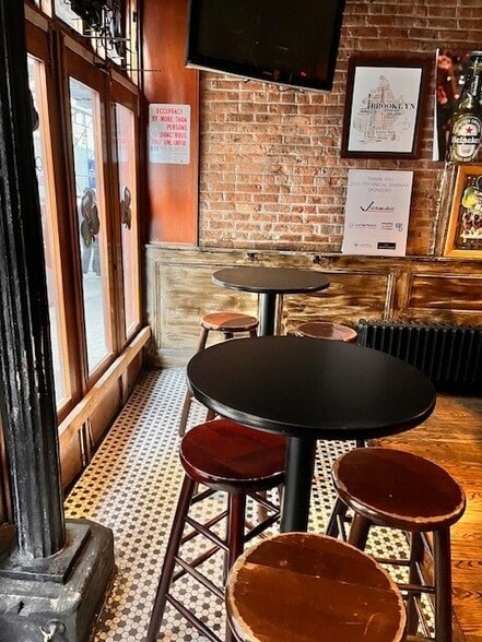 62 Court St, Brooklyn, NY for sale - Interior Photo - Image 3 of 9