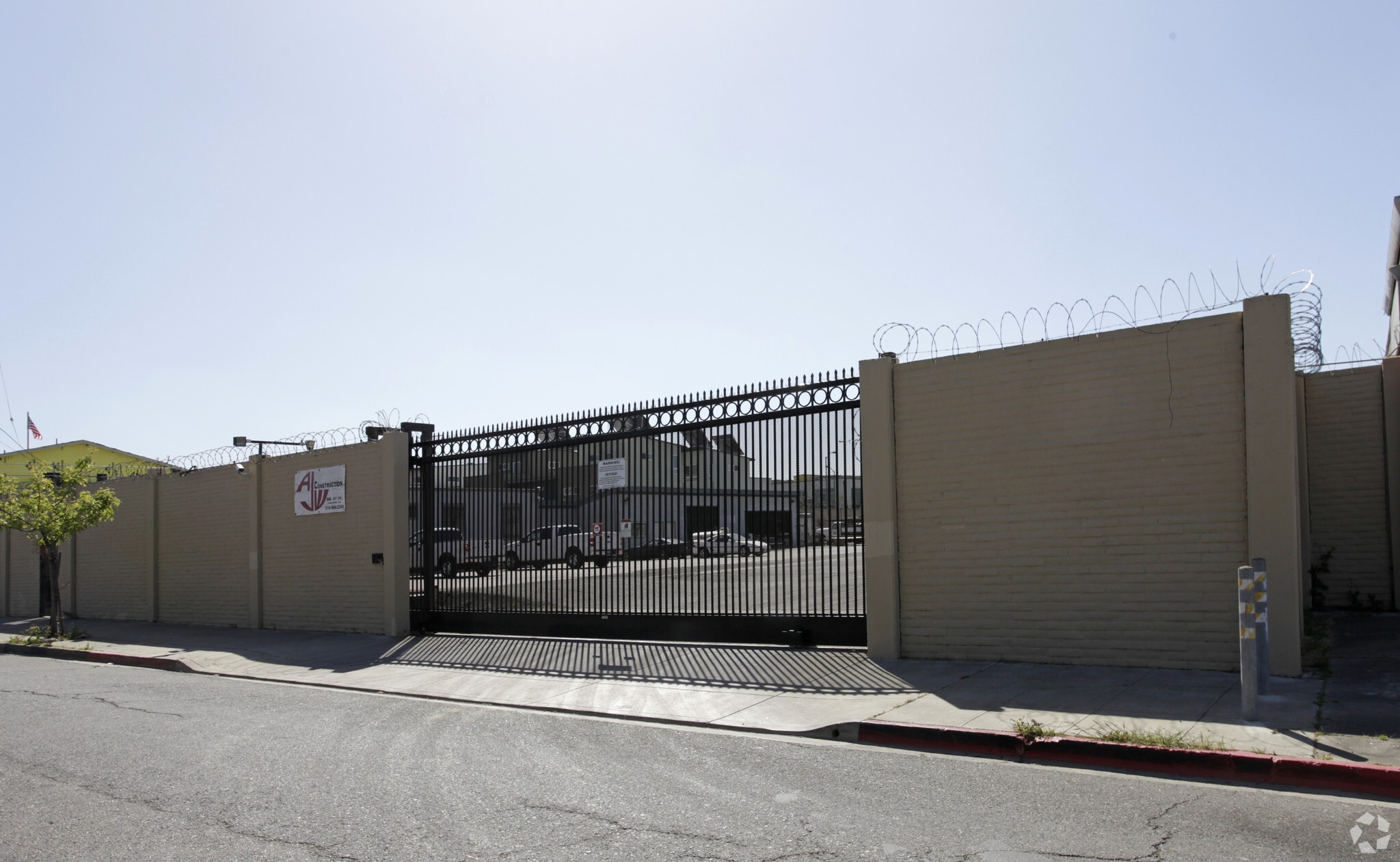 966 81st Ave, Oakland, CA for lease Building Photo- Image 1 of 4