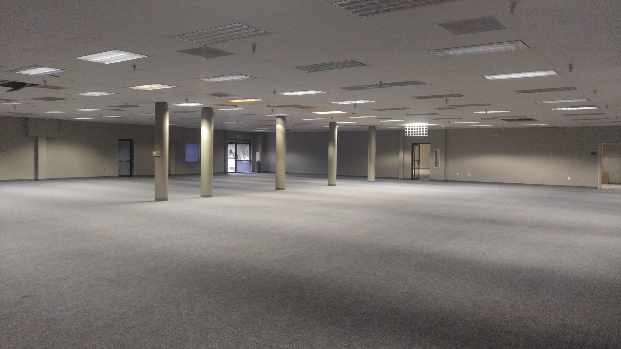 13015 Abercorn St, Savannah, GA à vendre Photo intérieure- Image 1 de 2