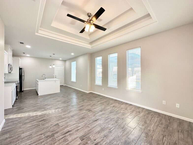 1416 Petri Dr, Weslaco, TX à vendre - Photo intérieure - Image 3 de 30