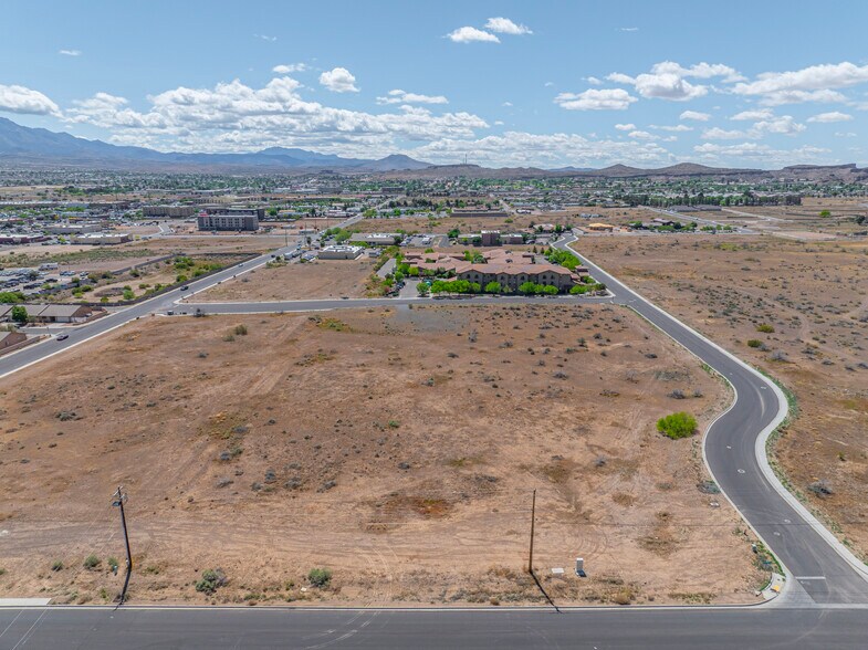 Riata Valley Rd, Kingman, AZ à vendre - Aérien - Image 3 de 12