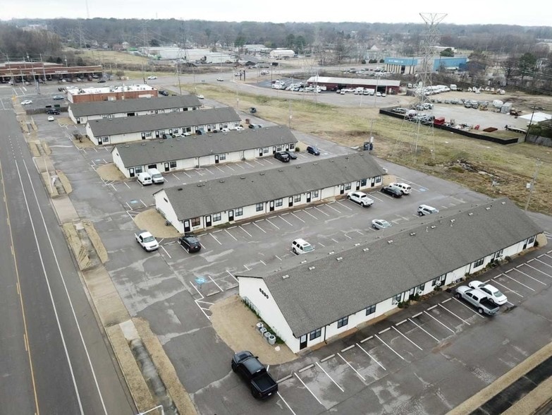 6850-6890 Hillshire Dr, Memphis, TN for lease - Primary Photo - Image 1 of 5