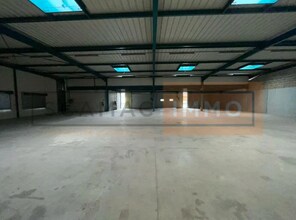 Industriel dans Tremblay-en-France à louer Photo intérieure- Image 2 de 17