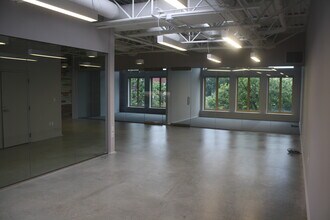 660 Pennsylvania Ave SE, Washington, DC for lease Interior Photo- Image 1 of 4
