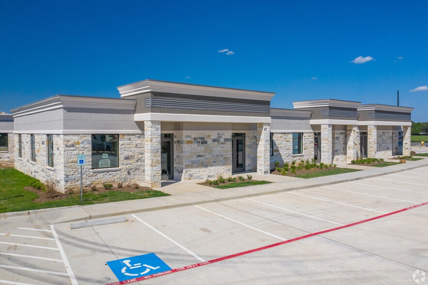 23410 Grand Reserve Dr, Katy, TX à louer - Photo du bâtiment - Image 3 de 16
