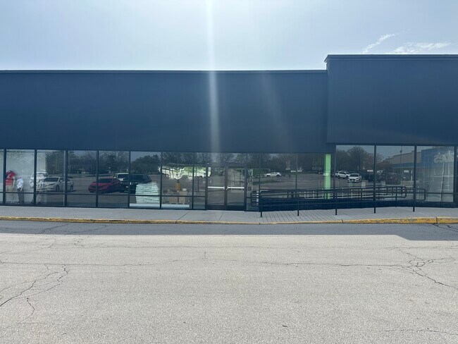 More details for 3166-3180 Richmond Rd, Lexington, KY - Retail for Lease