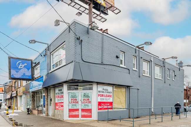 More details for 3519 Bathurst St, Toronto, ON - Retail for Lease