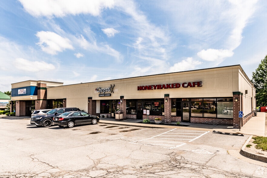 6001-6005 NW Barry Rd, Kansas City, MO for lease - Building Photo - Image 2 of 4
