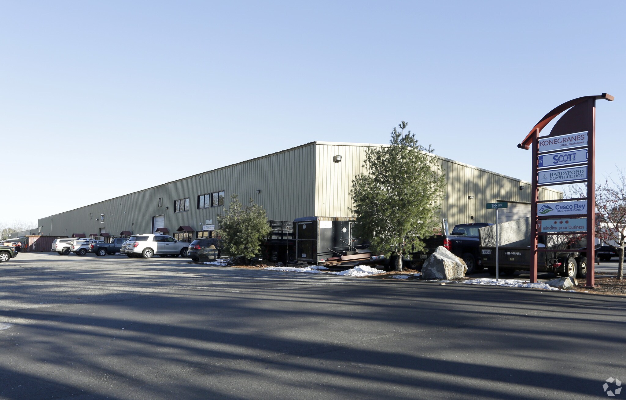 21 Tee Dr, Portland, ME for lease Primary Photo- Image 1 of 28