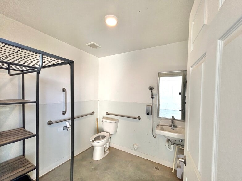 2728 E 14 N, Ammon, ID à louer - Photo intérieure - Image 3 de 12