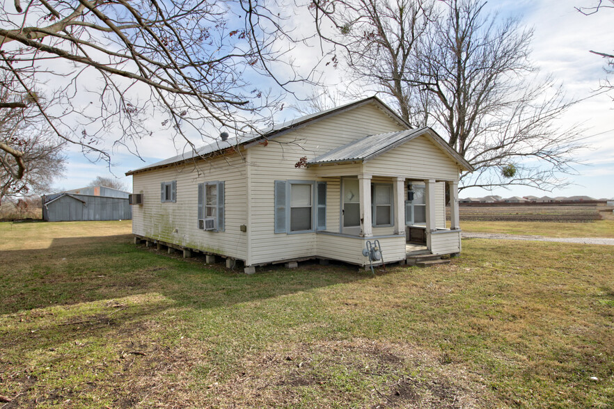 503 East, Nevada, TX à vendre - Photo du bâtiment - Image 3 de 7