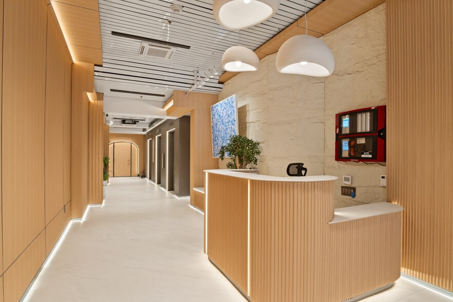 6 E 45th St, New York, NY for lease - Interior Photo - Image 2 of 8