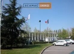 Flex in Villebon-sur-Yvette for lease Building Photo- Image 1 of 4