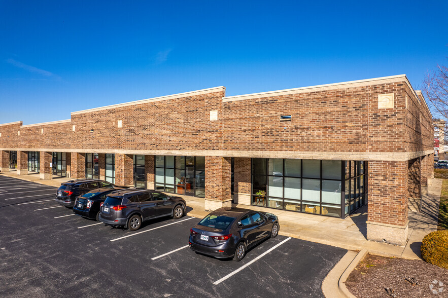 3037-3043 S Kansas Expy, Springfield, MO for lease - Building Photo - Image 1 of 16