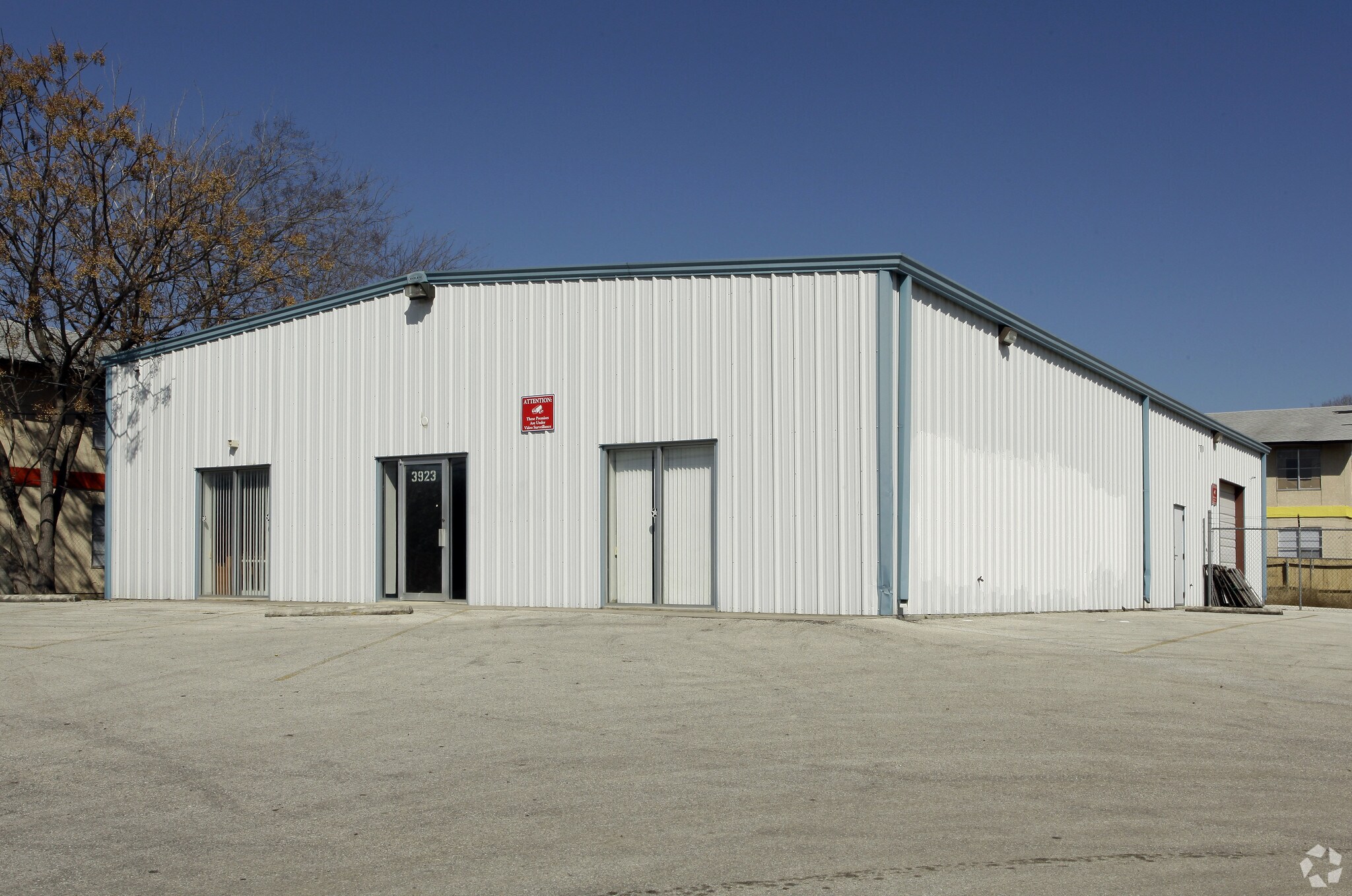 3923 E Southcross Blvd, San Antonio, TX for sale Primary Photo- Image 1 of 9