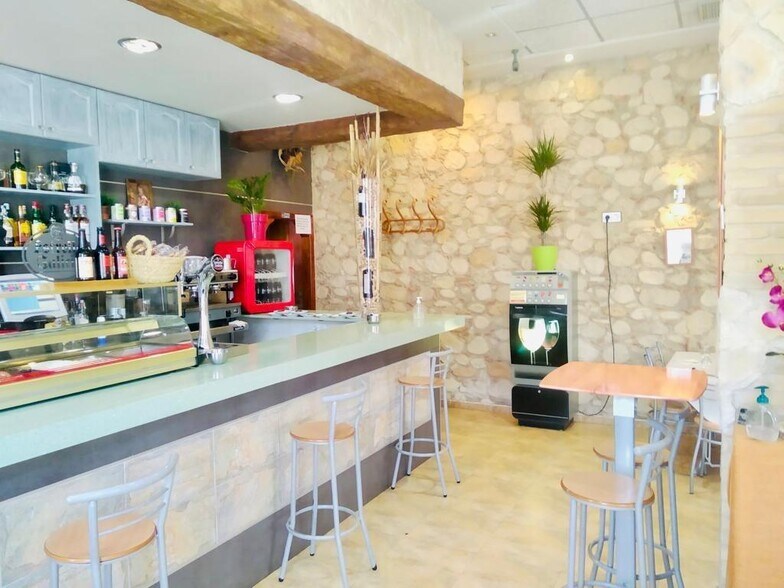 Retail in Albatera for sale - Building Photo - Image 3 of 35