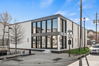2323 Caroline St, Houston, TX à louer Photo du bâtiment- Image 1 de 15