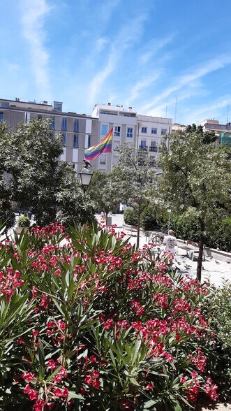 Plaza de Pedro Zerolo, 5, Madrid, Madrid for sale - Building Photo - Image 2 of 6