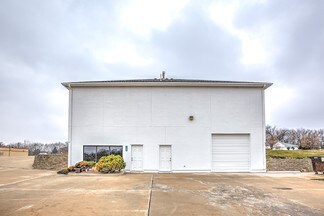 Plus de détails pour 130-136 Cherry Hill Dr, Belton, MO - Bureau à louer