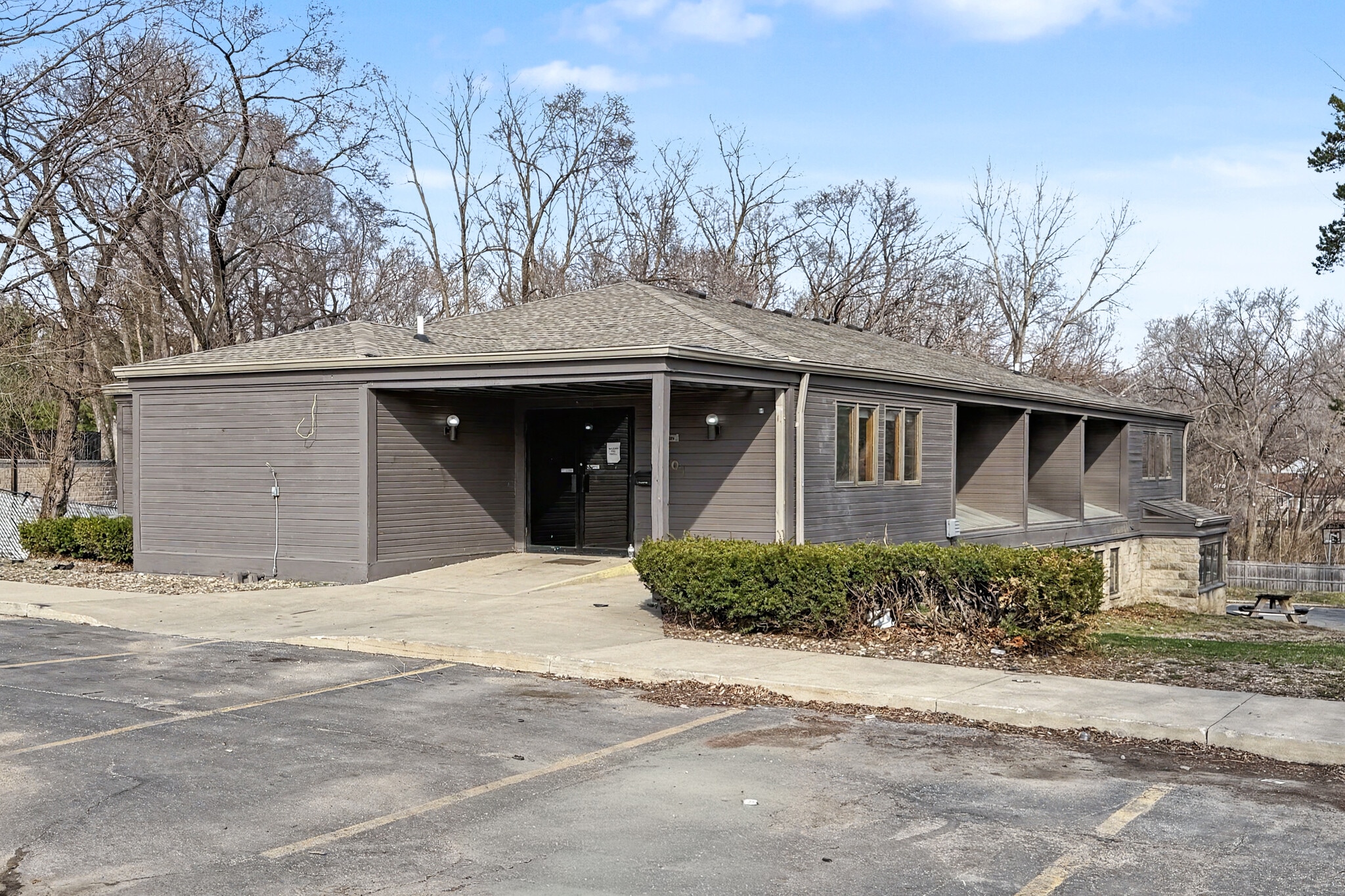 5001 SW 9th St, Des Moines, IA for lease Interior Photo- Image 1 of 19