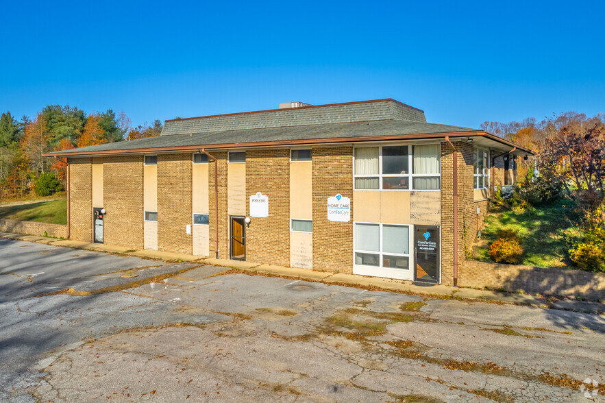 15 E Chesapeake Beach Rd, Owings, MD à vendre - Photo du bâtiment - Image 1 de 1