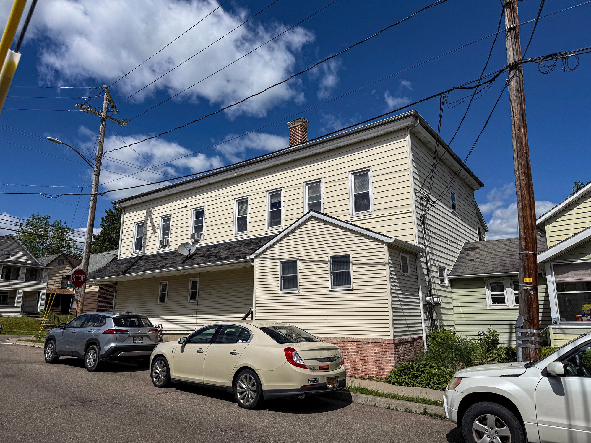 288 Robinson St, Binghamton, NY à vendre Photo du bâtiment- Image 1 de 34