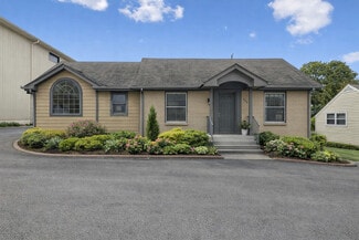 Plus de détails pour 413 E Iris Dr, Nashville, TN - Bureau à vendre