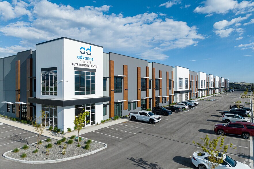 12722 S 4000 W, Riverton, UT à louer - Photo principale - Image 3 de 5