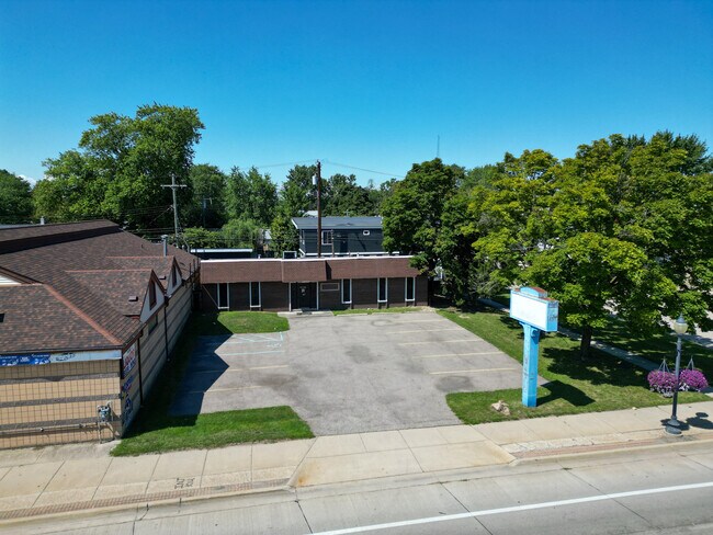 Plus de détails pour 24831 John R Rd, Hazel Park, MI - Commerce de détail à louer