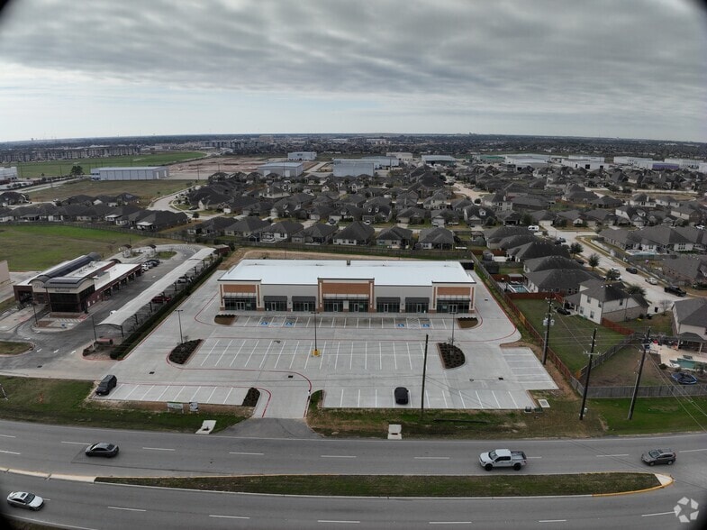 23151 Clay Rd, Katy, TX for lease - Matterport Community - Image 2 of 22