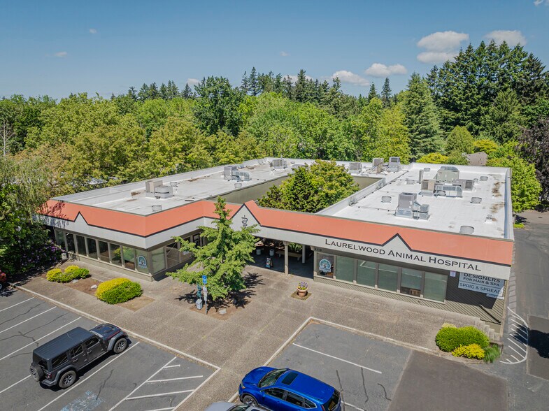 9315-9365 SW Beaverton Hillsdale Hwy, Beaverton, OR à vendre - Photo du bâtiment - Image 1 de 3