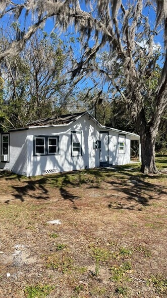 205 S Grove St, Eustis, FL for sale - Building Photo - Image 3 of 36