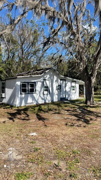 205 S Grove St, Eustis, FL à vendre - Photo du bâtiment - Image 3 de 36