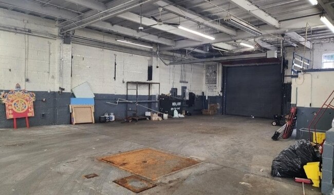 6920 48th Ave, Woodside, NY à vendre - Photo intérieure - Image 3 de 9