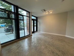 10963 San Pablo Ave, El Cerrito, CA à louer Photo intérieure- Image 1 de 5