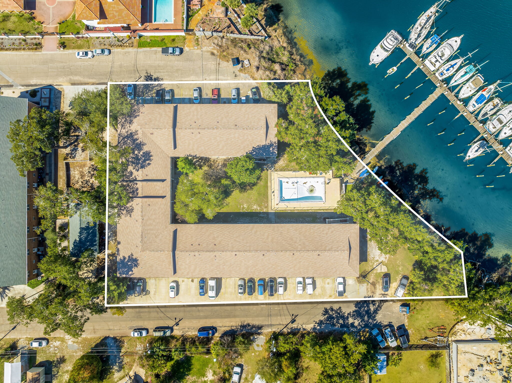 240 Harmon Ave, Panama City, FL for sale Primary Photo- Image 1 of 18