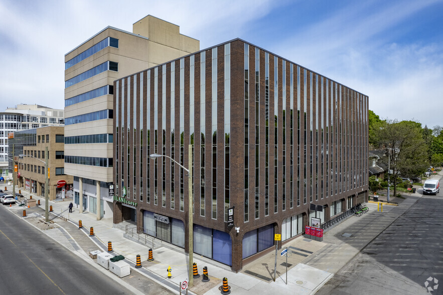 110 Eglinton Ave W, Toronto, ON for lease - Building Photo - Image 1 of 5