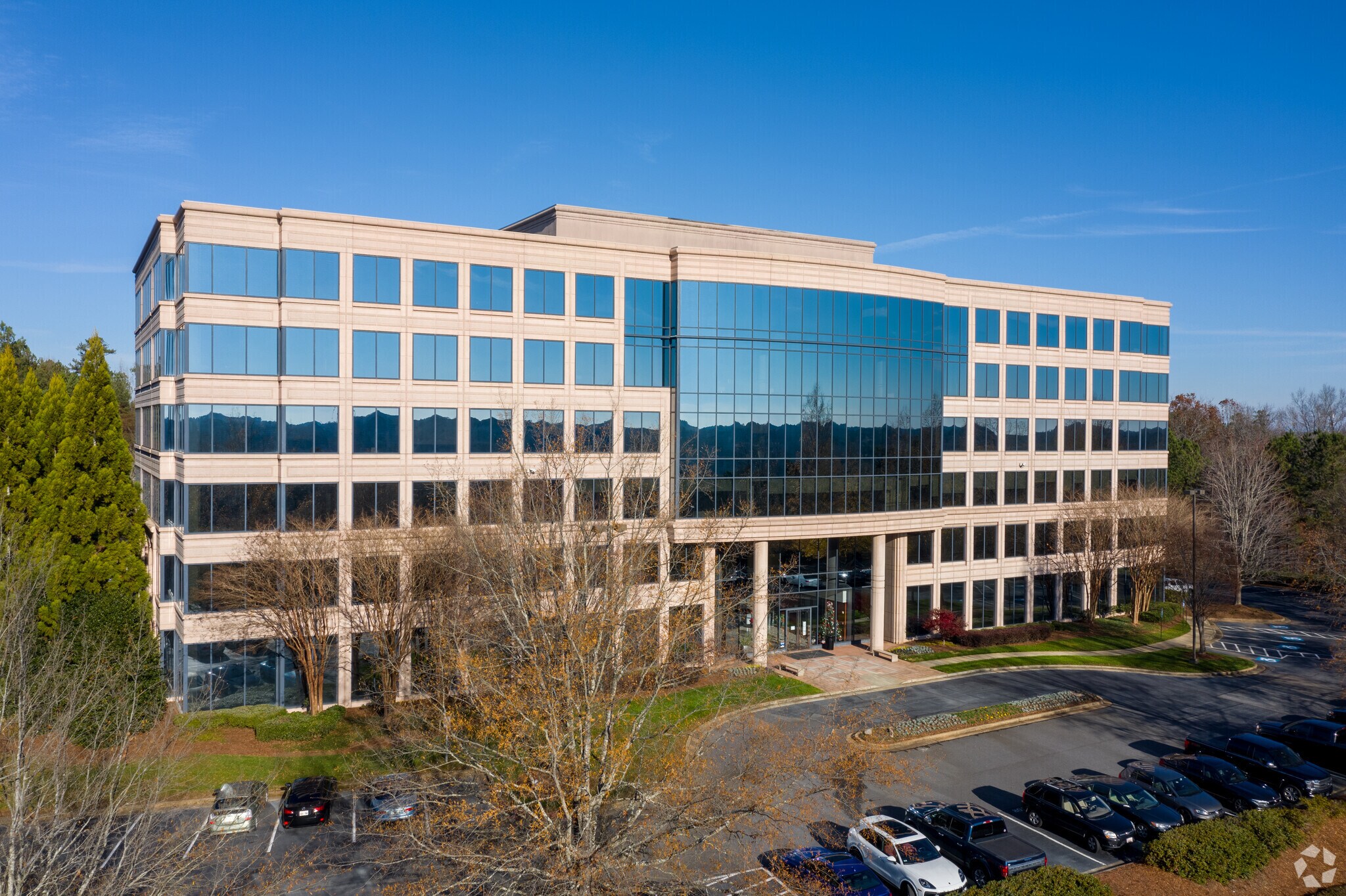 3480 Preston Ridge Rd, Alpharetta, GA à louer Photo principale- Image 1 de 7