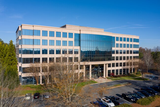 Plus de détails pour 3480 Preston Ridge Rd, Alpharetta, GA - Bureau à louer