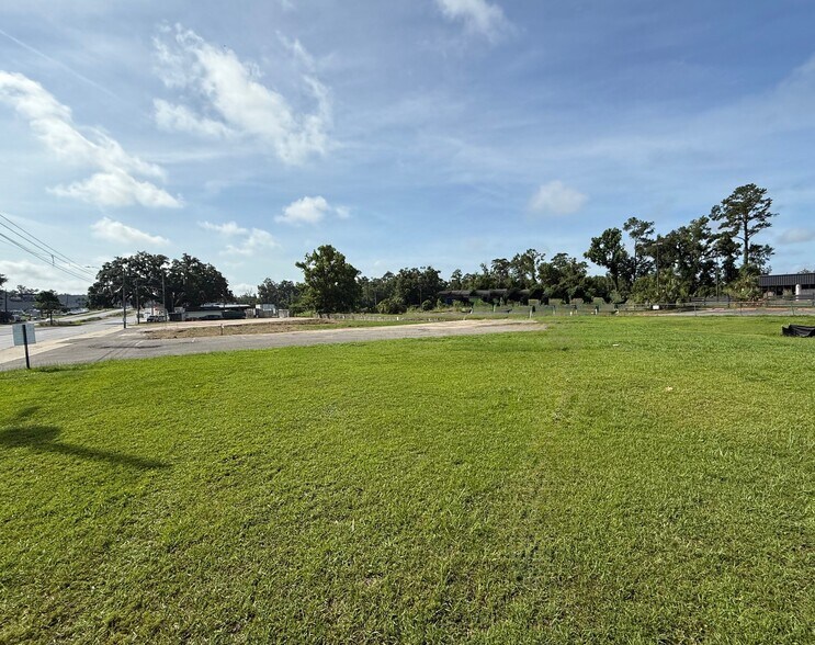 2633 W Tennessee St, Tallahassee, FL à vendre - Photo du bâtiment - Image 1 de 4