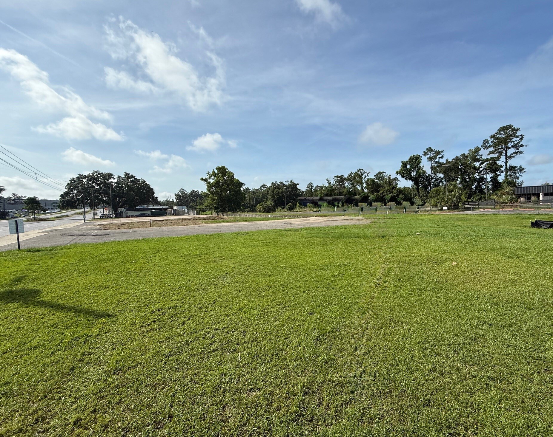 2633 W Tennessee St, Tallahassee, FL à vendre Photo du bâtiment- Image 1 de 5